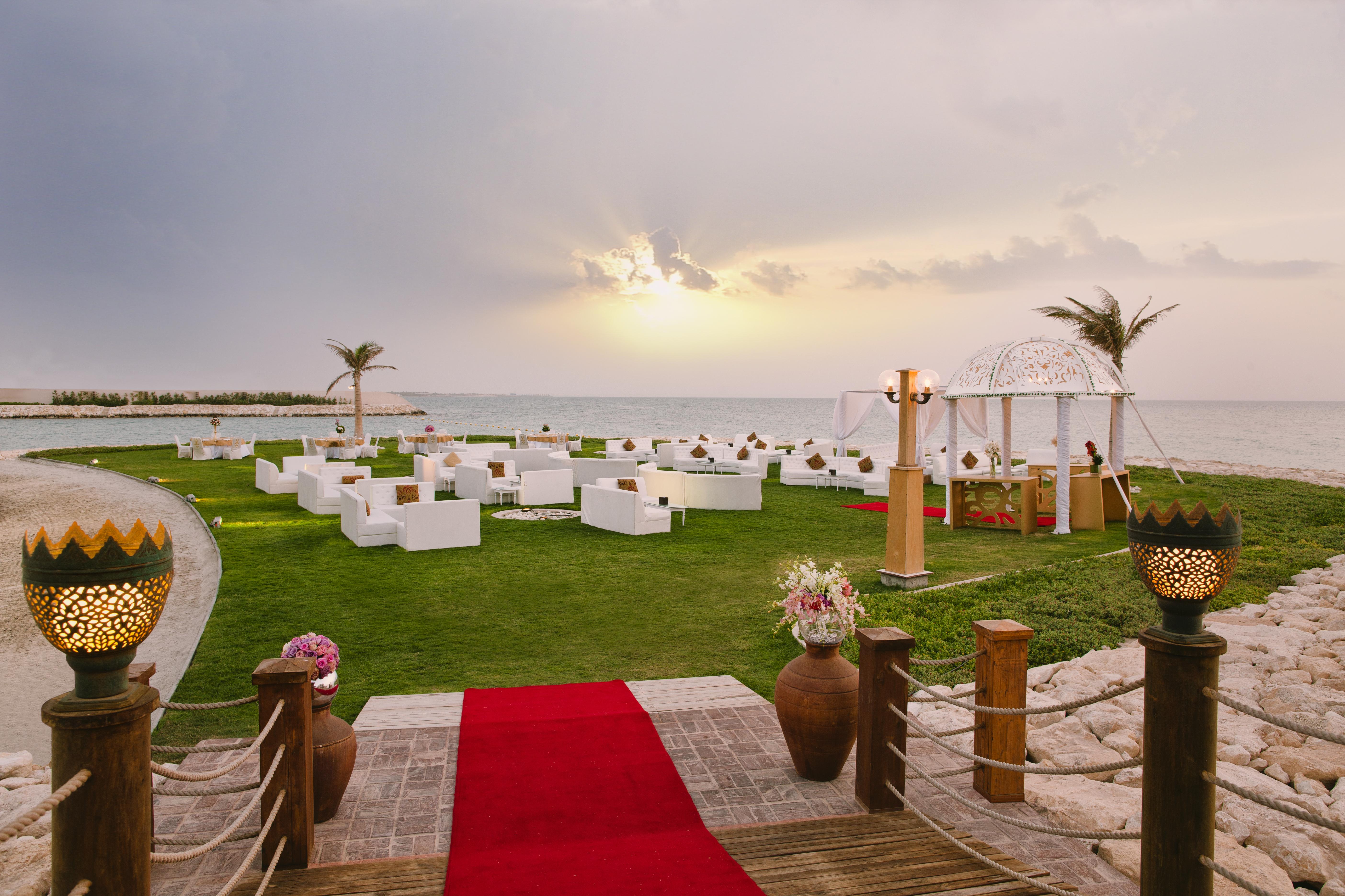 Sofitel Bahrain Zallaq Thalassa Sea & Spa Manama Exterior photo The beach at the Ritz-Carlton, Laguna Beach
